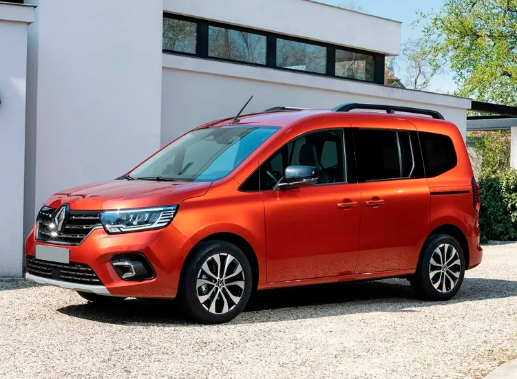 renting-renault-kangoo-4-7.webp