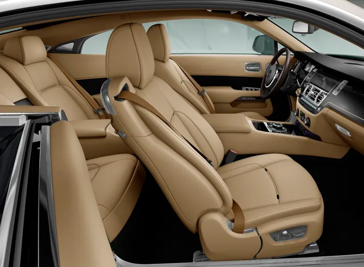 renting-rolls-royce-wraith-4-3.webp