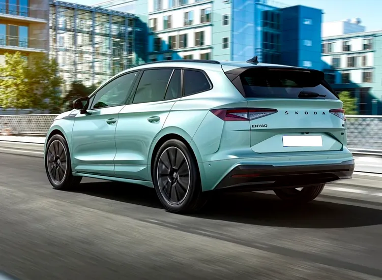 renting-skoda-enyaq-7-3.webp