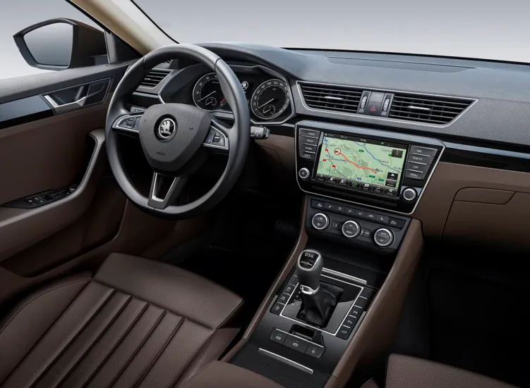 renting-skoda-superb-3