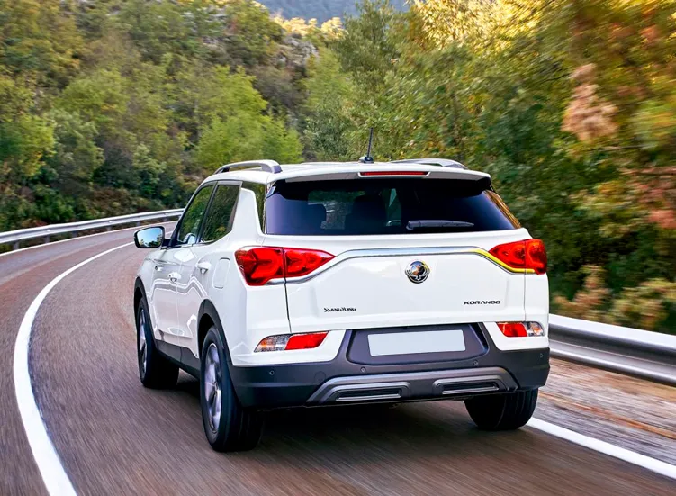 renting-ssangyong-korando-4-7.webp
