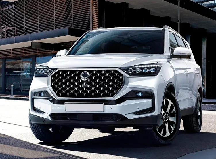 renting-ssangyong-rexton-1-3.webp