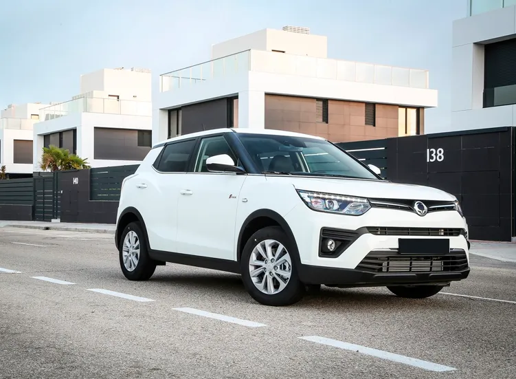 renting-ssangyong-tivoli-1-3.webp