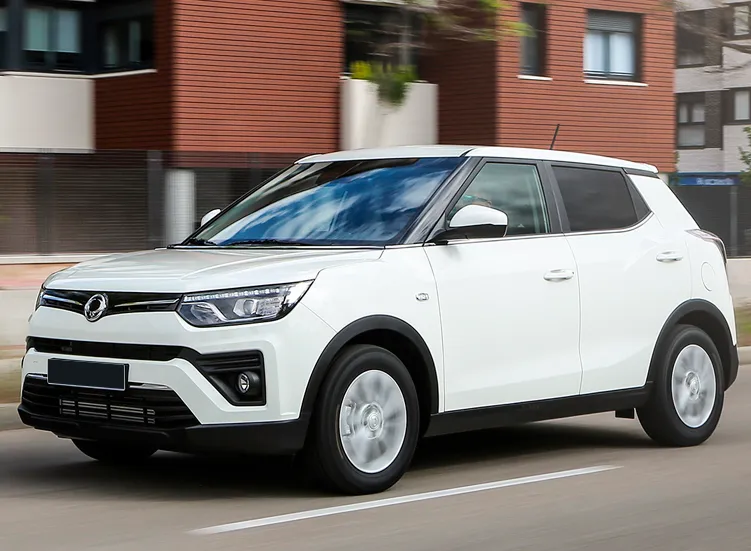 renting-ssangyong-tivoli-2-3.webp