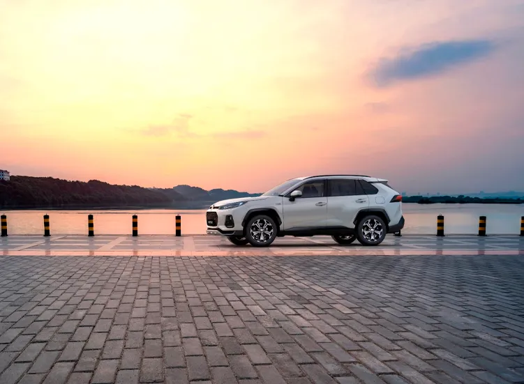 renting-suzuki-across-1-3.webp