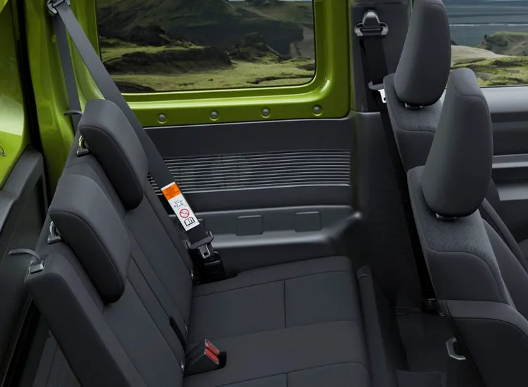 renting-suzuki-jimny-5-3.webp
