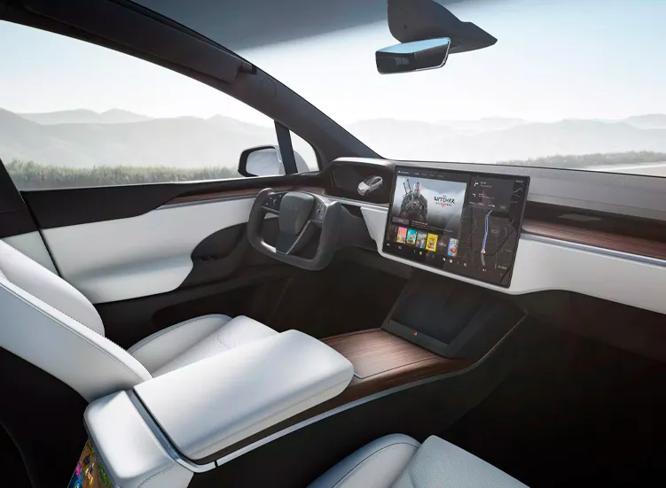 renting-tesla-model-x-3-3.webp