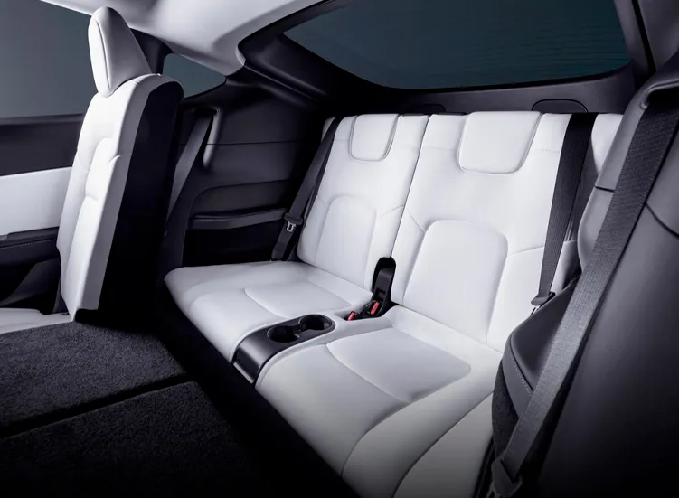 renting-tesla-model-y-7-3.webp