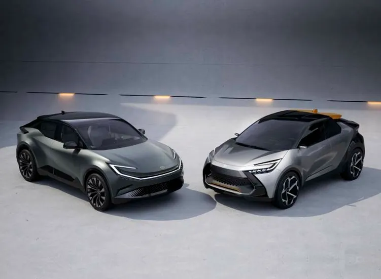 renting-toyota-c-hr-6-3.webp