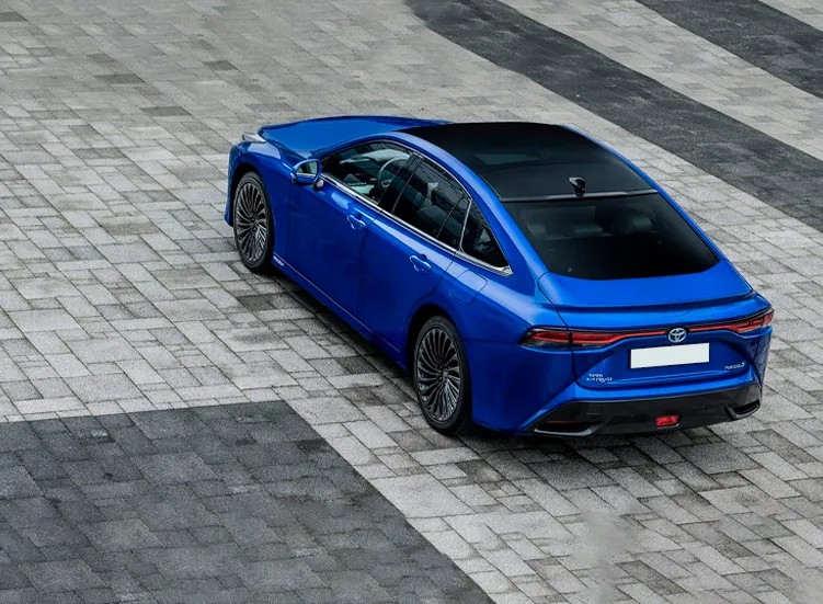 renting-toyota-mirai-6-3.webp