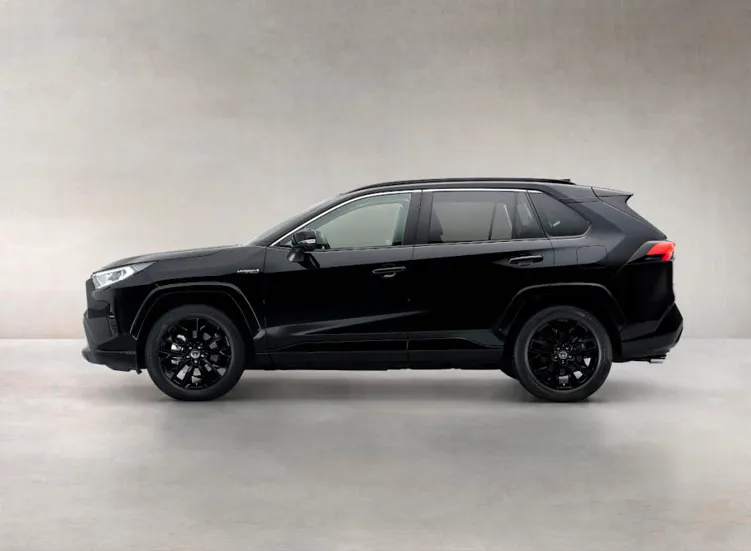 renting-toyota-rav4-6-3.webp
