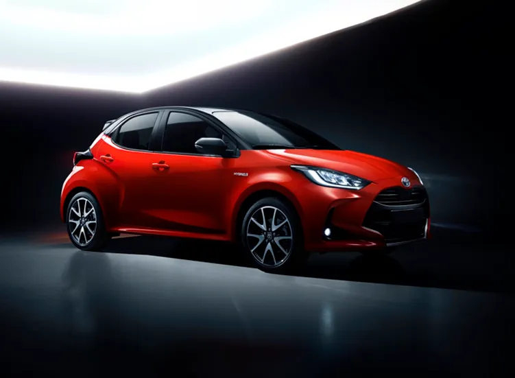 renting-toyota-yaris-3-3.webp