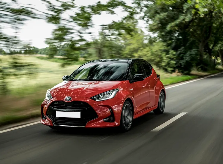 renting-toyota-yaris-7-3.webp