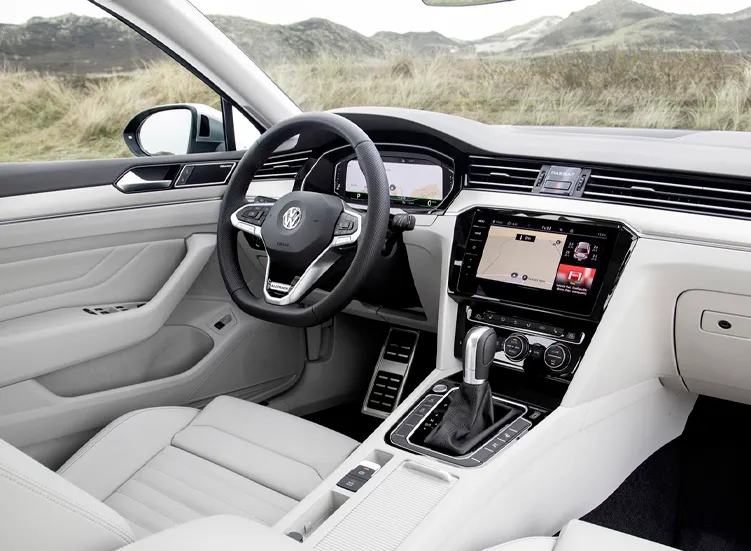 renting-volkswagen-passat-4-3.webp