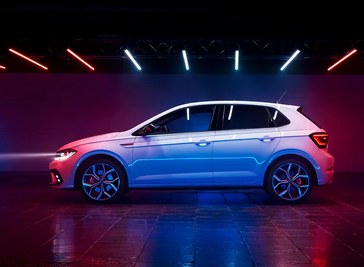 renting-volkswagen-polo-4-3.webp