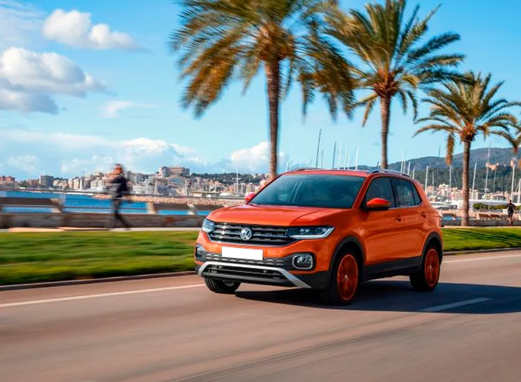 renting-volkswagen-t-cross-6-3.webp